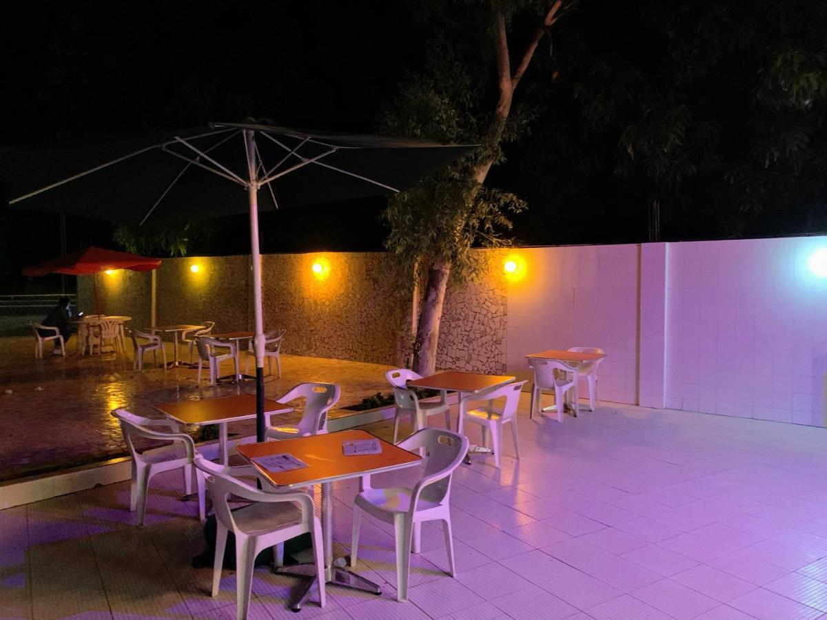 Woodpecker Resort Hotel Banjul Eksteriør bilde