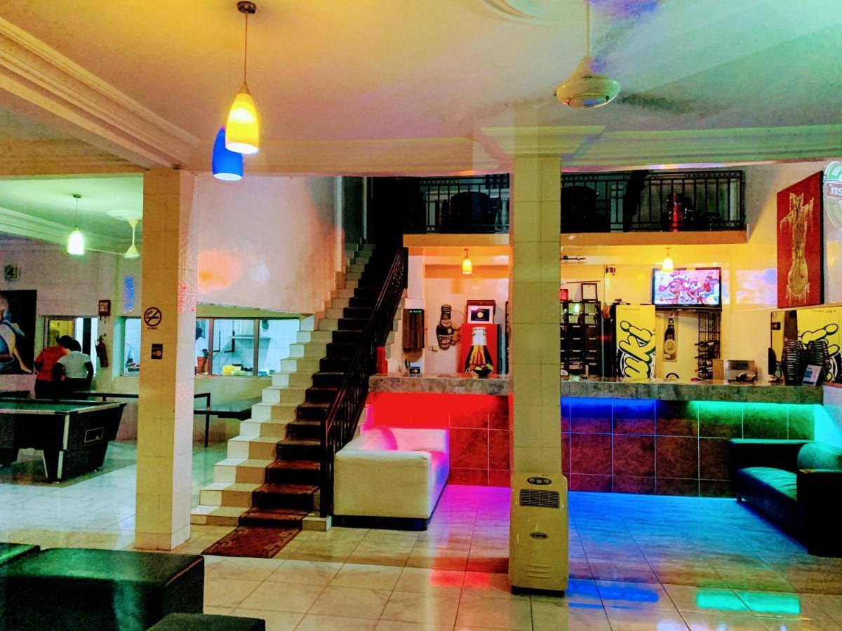 Woodpecker Resort Hotel Banjul Eksteriør bilde