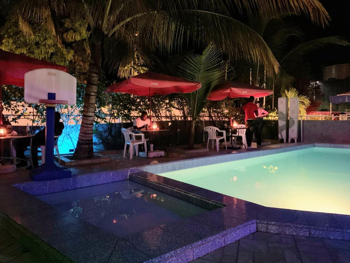 Woodpecker Resort Hotel Banjul Eksteriør bilde