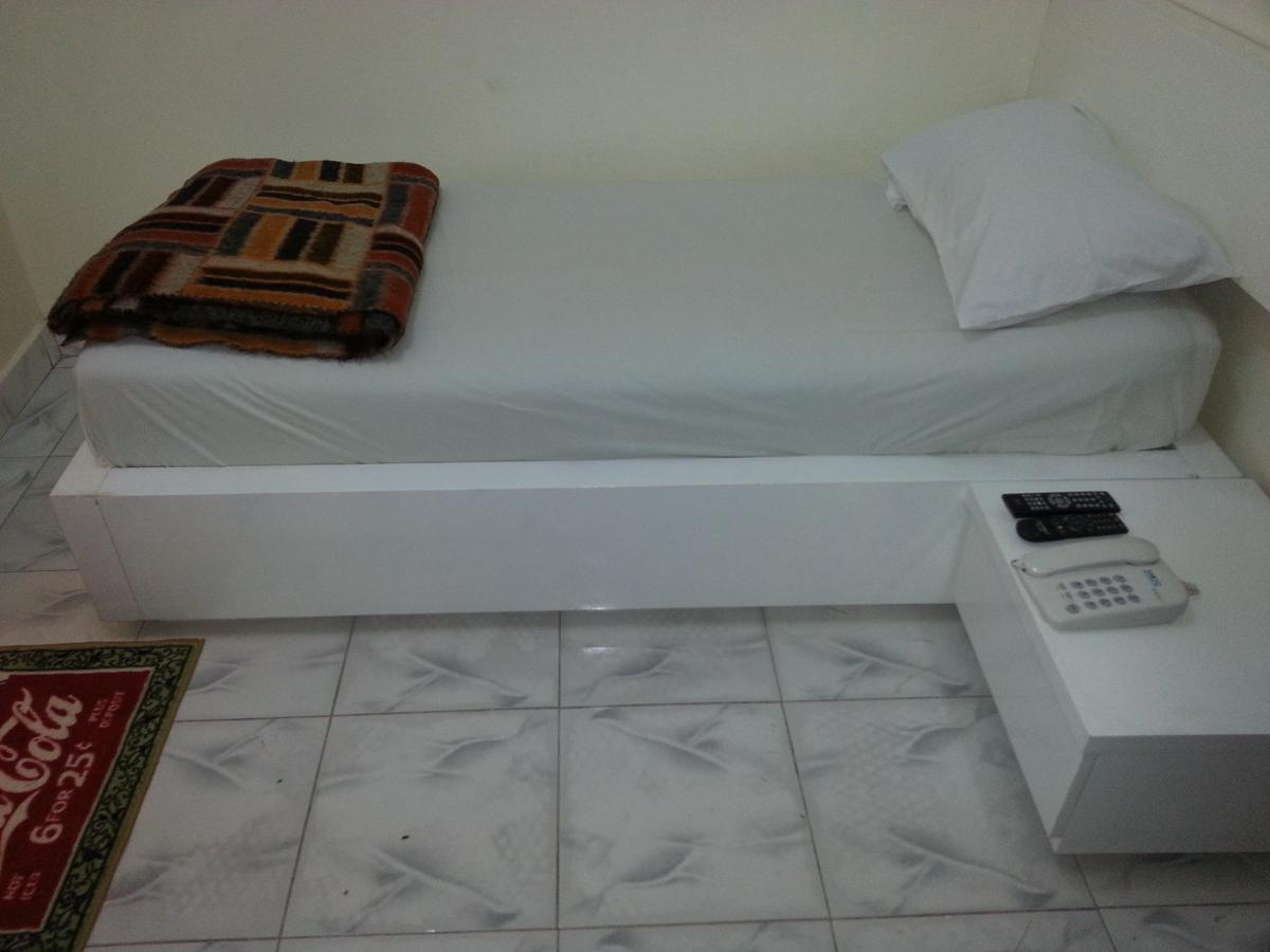 Woodpecker Resort Hotel Banjul Eksteriør bilde